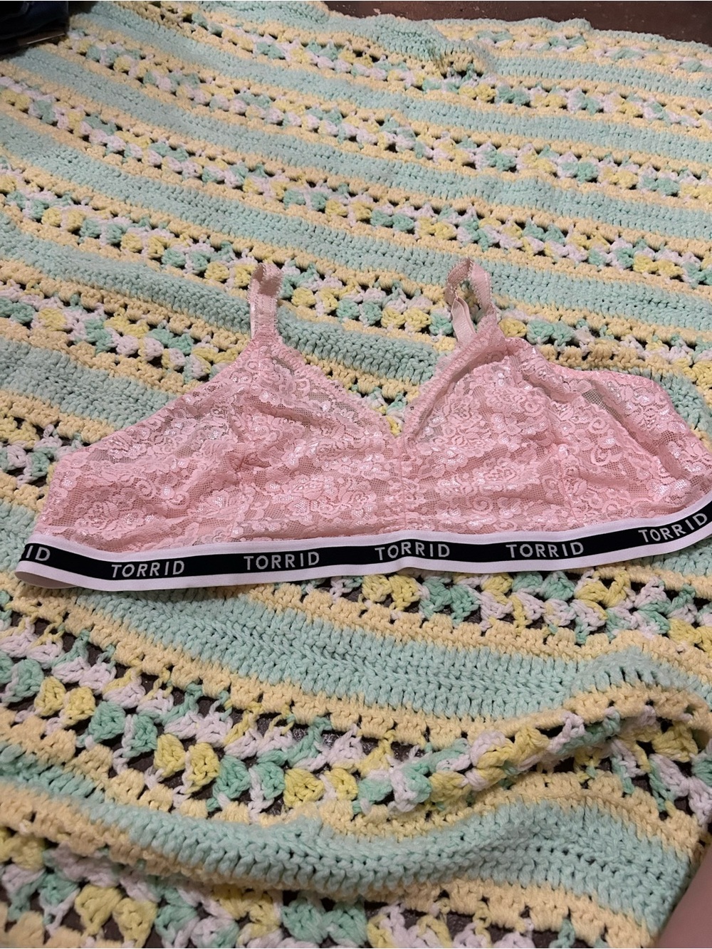 Torrid Light Pink Lace Bralette with Branded Band sz 4